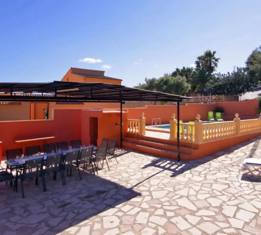 Villa - 8 Bedrooms with Pool and WiFi - 106415