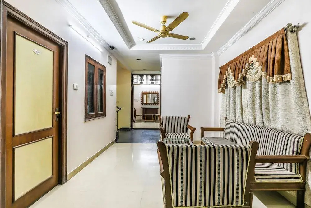 Super Collection O Sharath City Mall Formerly Delight Inn Gachibowli