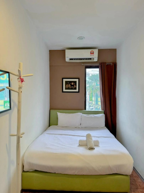 Sunny Side by OYO Rooms