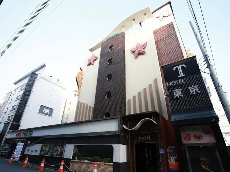 Tokyo Motel