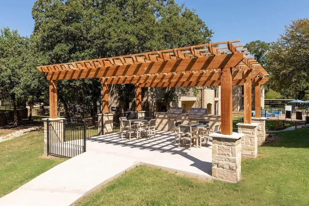 Landing Apartments - Lewisville
