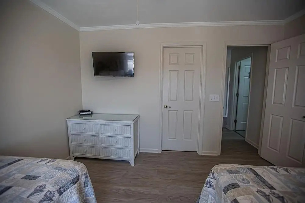 Ohana Tides 5 Bedroom Home by RedAwning