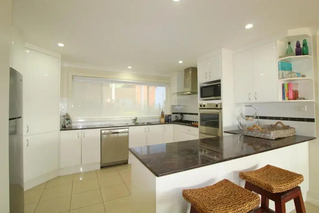 Barefoot, 32 Skyline Crescent, Crescent Head
