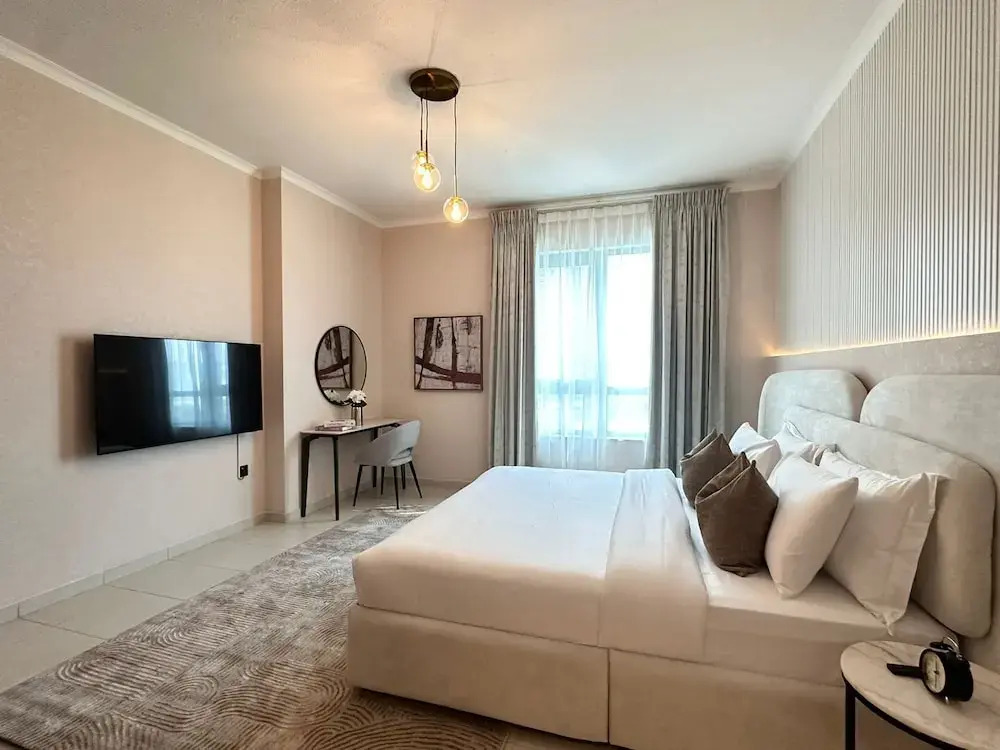 Durrani Homes - The Luxe 3br with Burj Khalifa and Fountain View - third room without partition