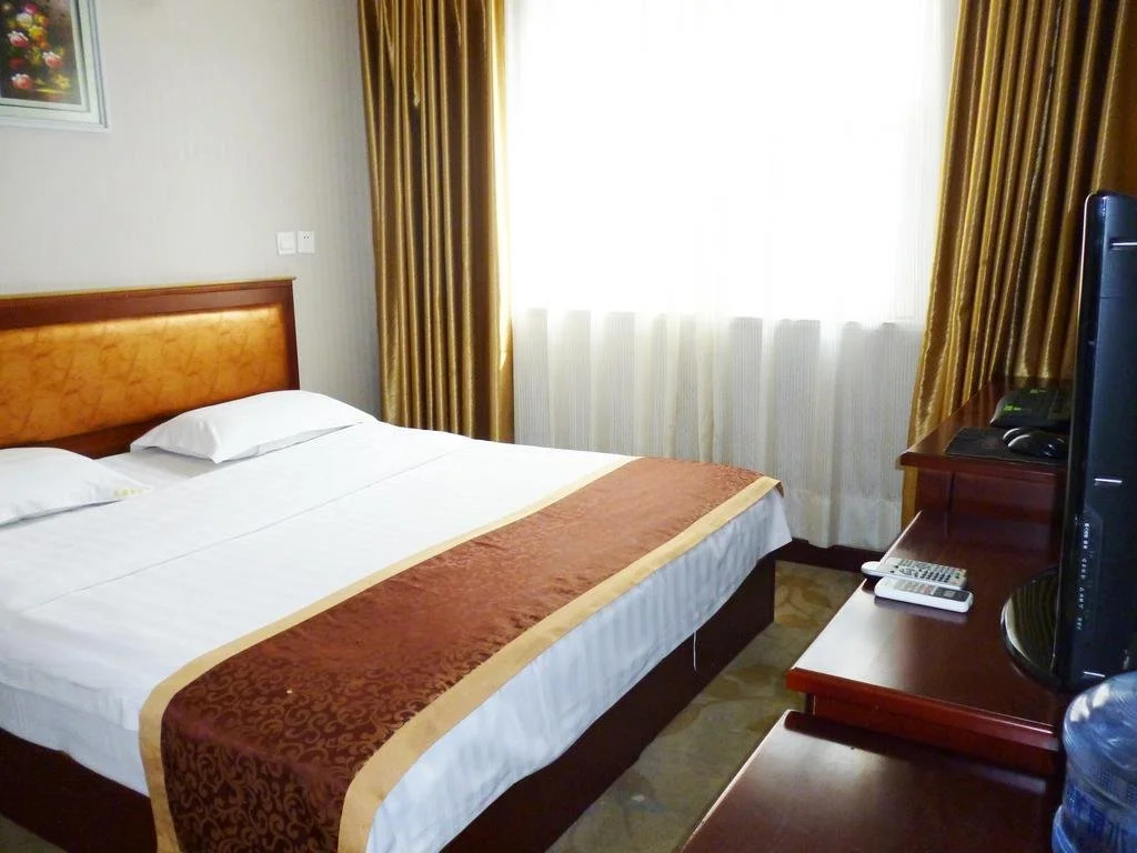 Zhijia Express Hotel