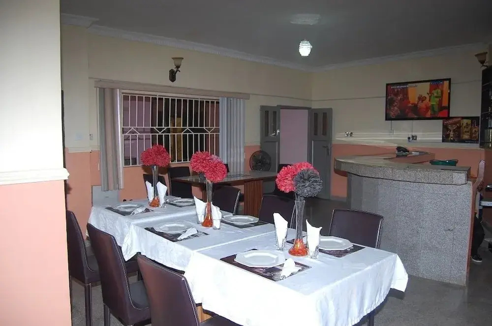 Bella Rose Hotel