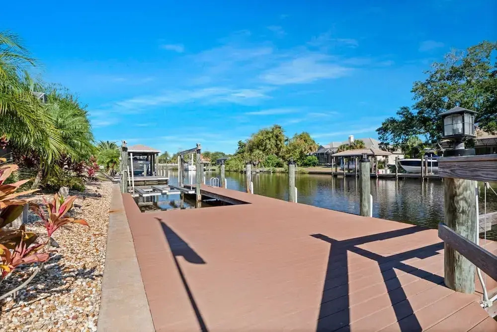 Luxury Heated Pool Home on Saltwater Canal w Tiki