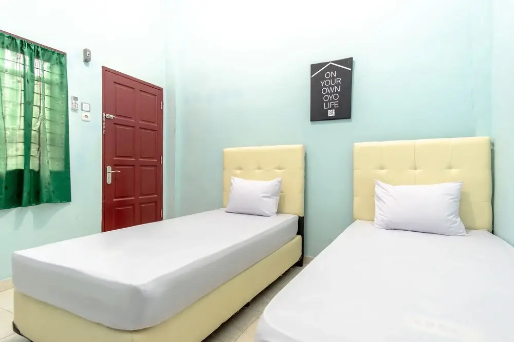 Arista Residence by OYO Rooms