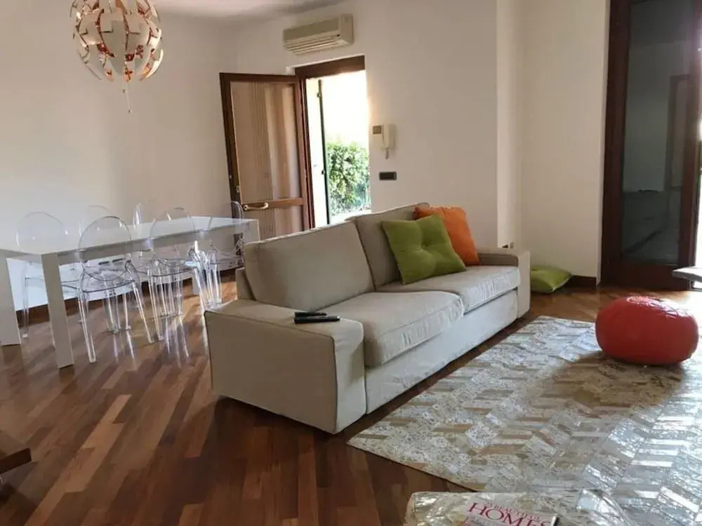 Charming 3 Bedroom Villa in Calmasino