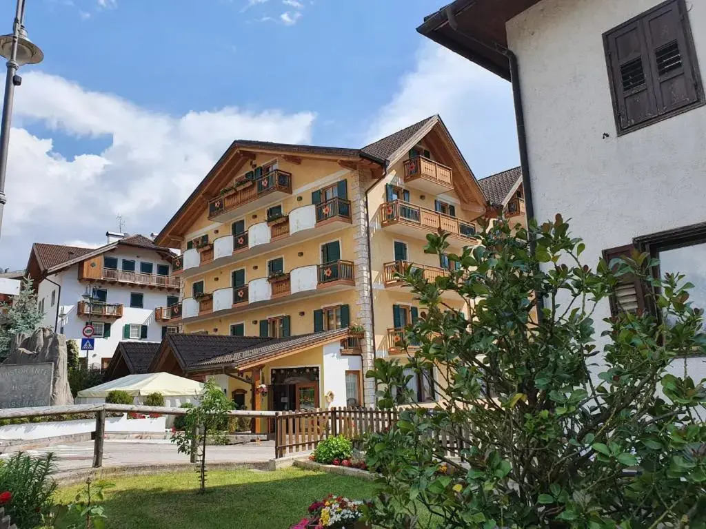 Hotel Sass Maor