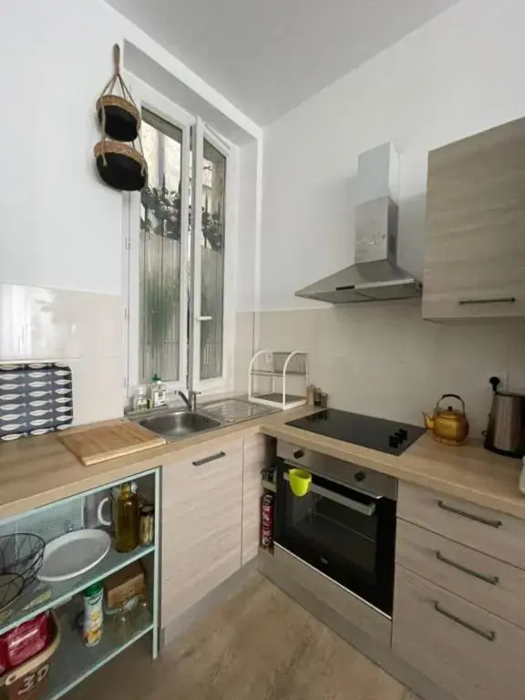 ELEGANT apt in the heart of MARSEILLE
