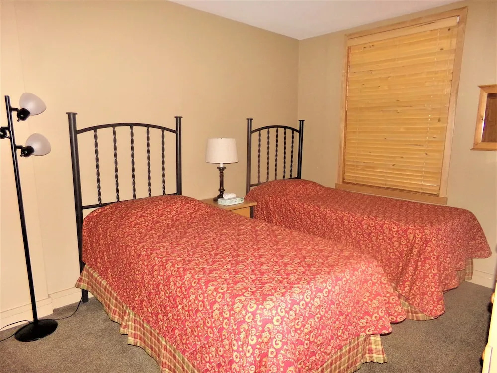 Silvermill 2 Bedroom 2 Bath B