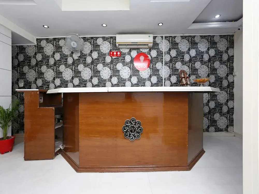 OYO 11307 Hotel Satya Villas