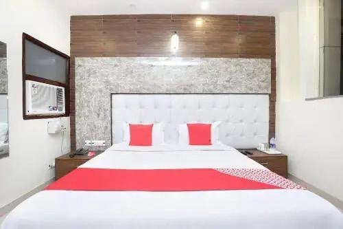 Hotel O by OYO Chandigarh Highway Near Prabhat Road