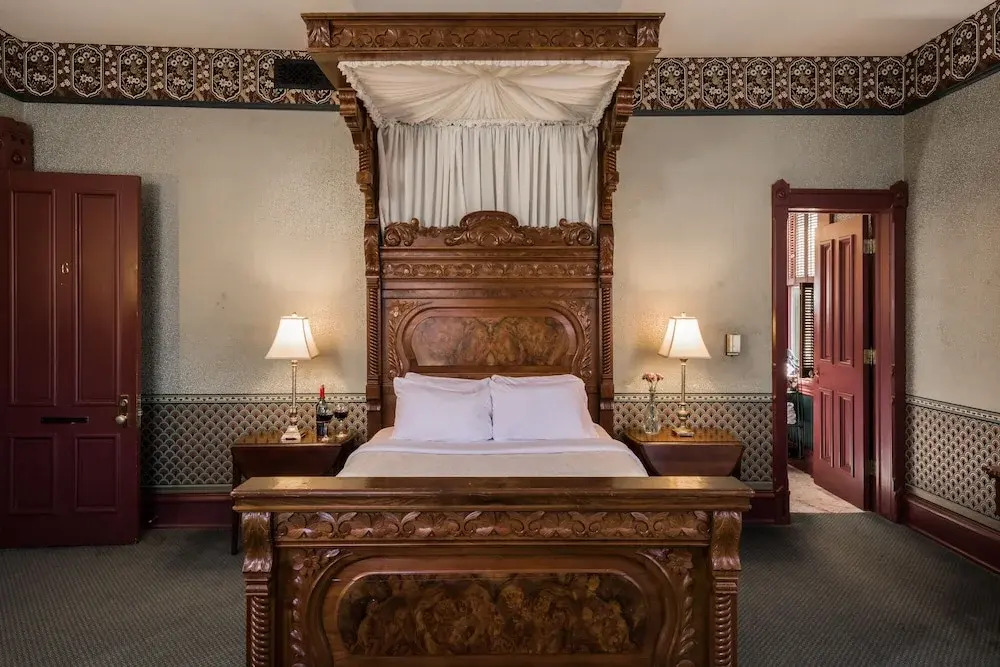 Inn at Pine Terrace