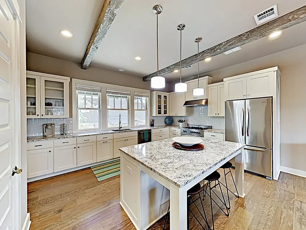 2217 Spicewood - 3 Br Home