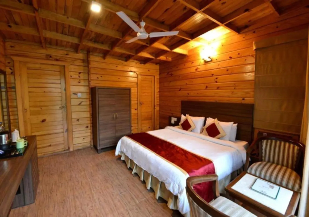 Kasauli Hills Resort