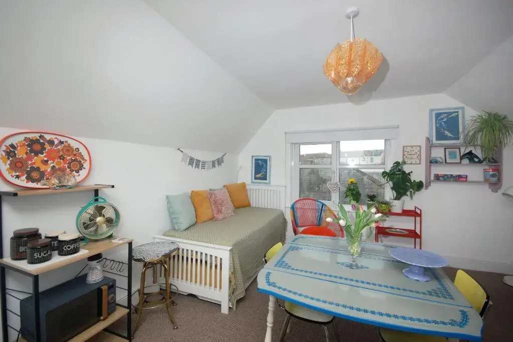 Enjoy Ventnor 2, Pier Street, Wightlink offer