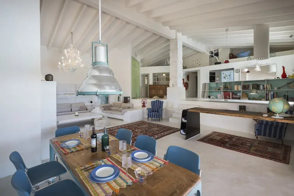 Residence by G Villa Calicant