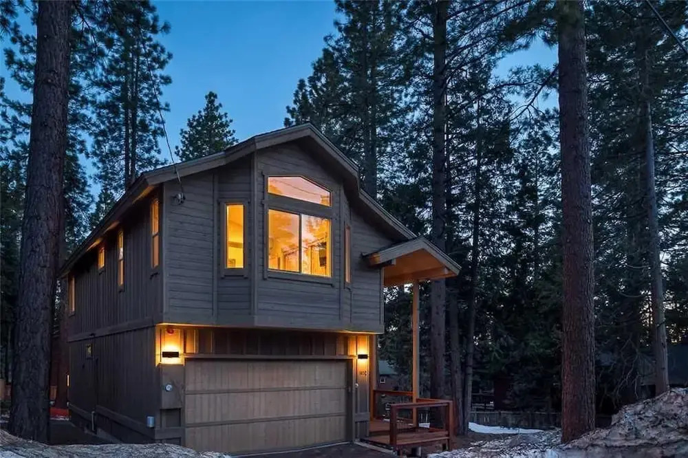 Gorgeous New Build W/bikes to Ride! #106