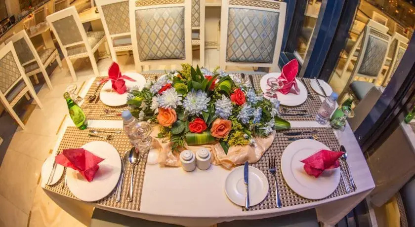Montana Al Azizia Hotel