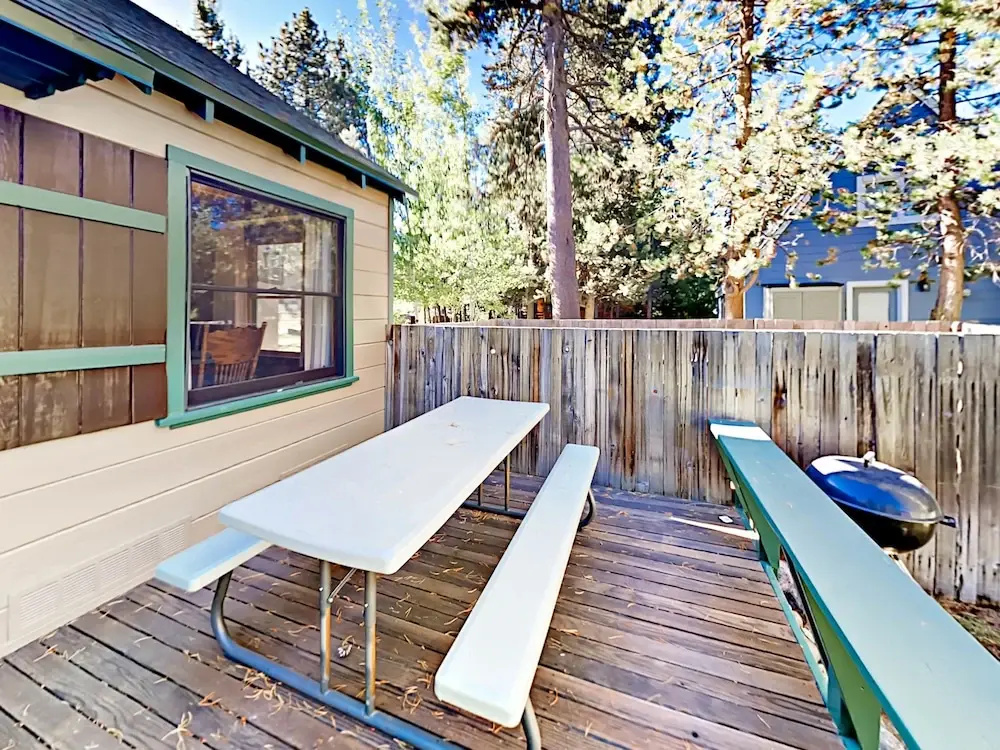 4025 Azure Avenue Home 3 Bedrooms 1 Bathroom Home