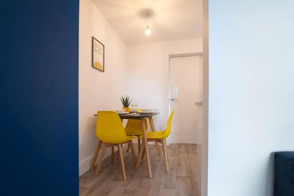 River View Home - 2 bed