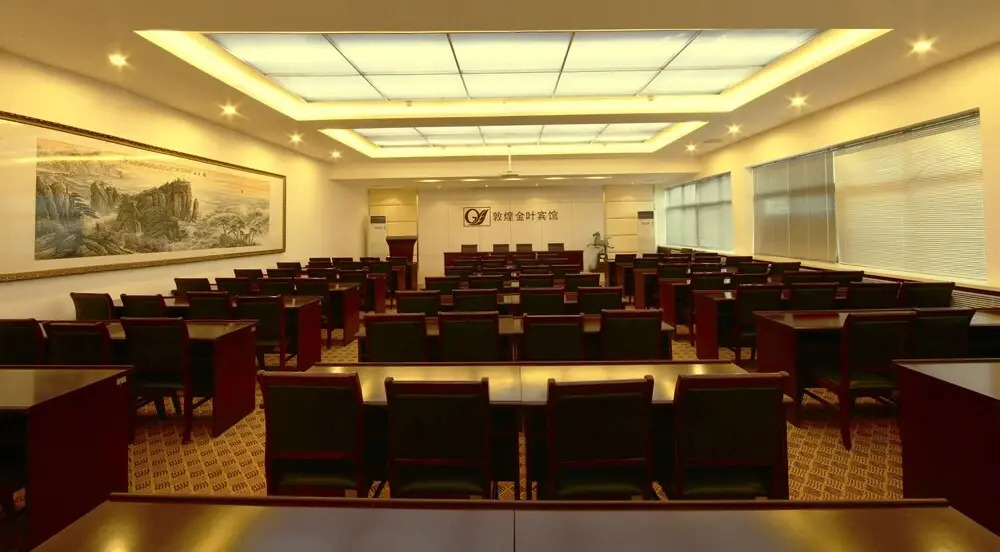 Dunhuang Golden Leaf Hotel