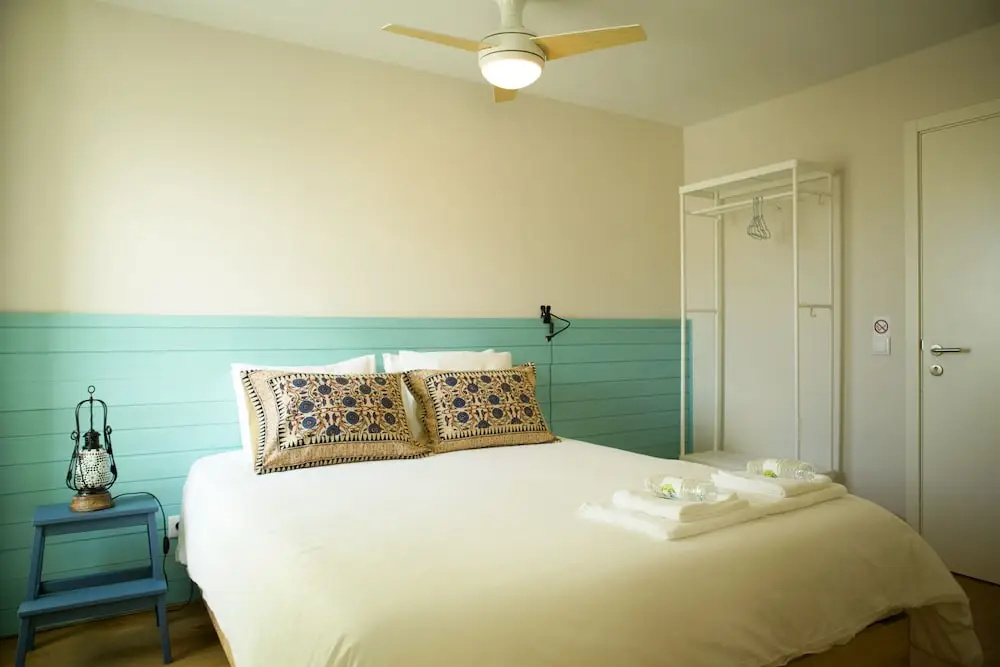 THE HOLY COW - Hostel & Suites