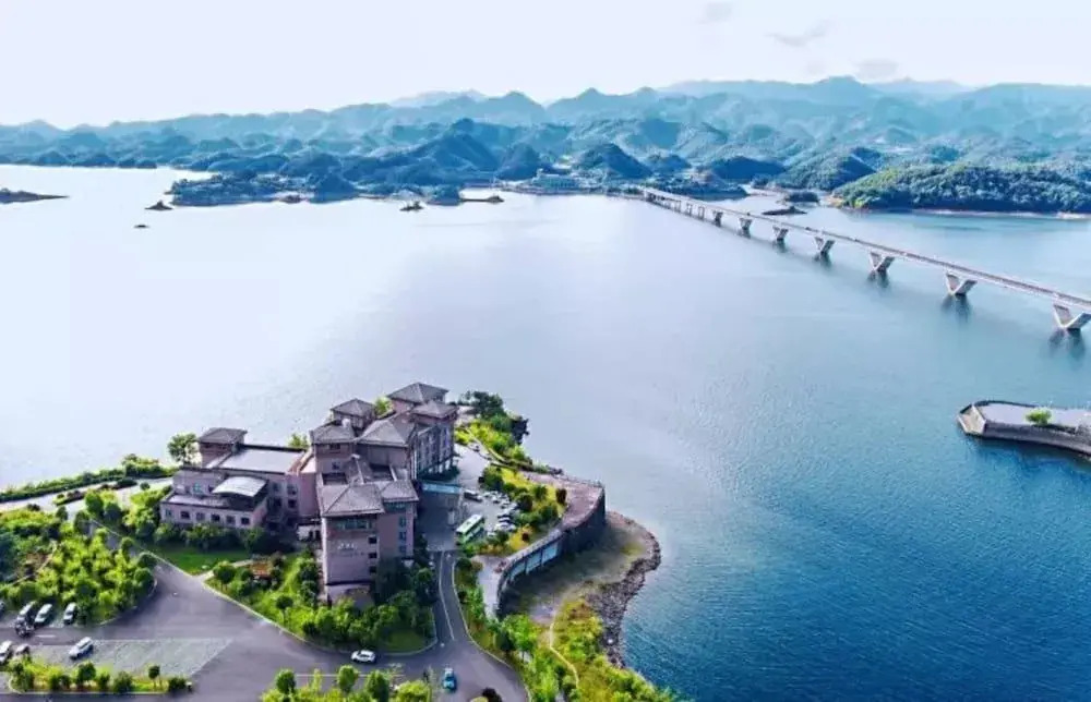 Hangzhou ZTG Ming Ting Hotel Thousand-Island Lake