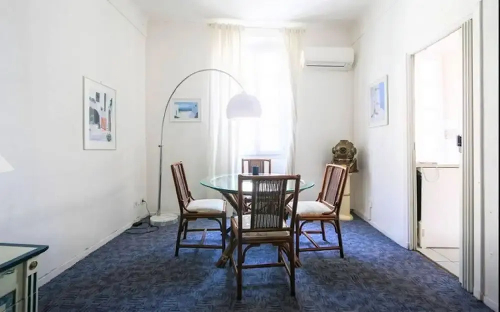 Central 1 Bedroom with Balcony