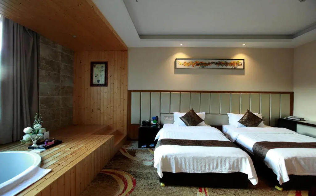 JUN Chen Health Hotel