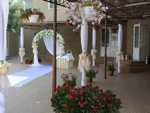 Vlada Hotel