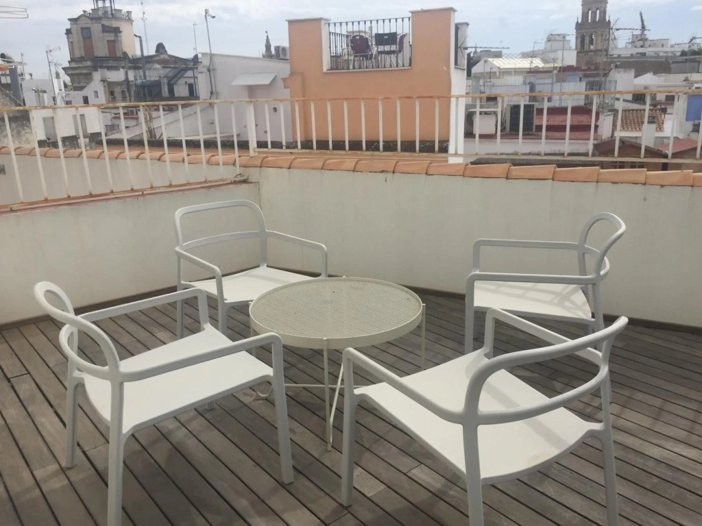 GoToSeville GERONA SUITES
