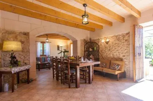 Villa Pontons