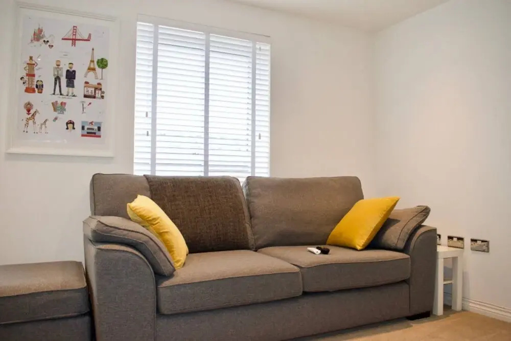 Modern Edinburgh Flat Close to City Centre