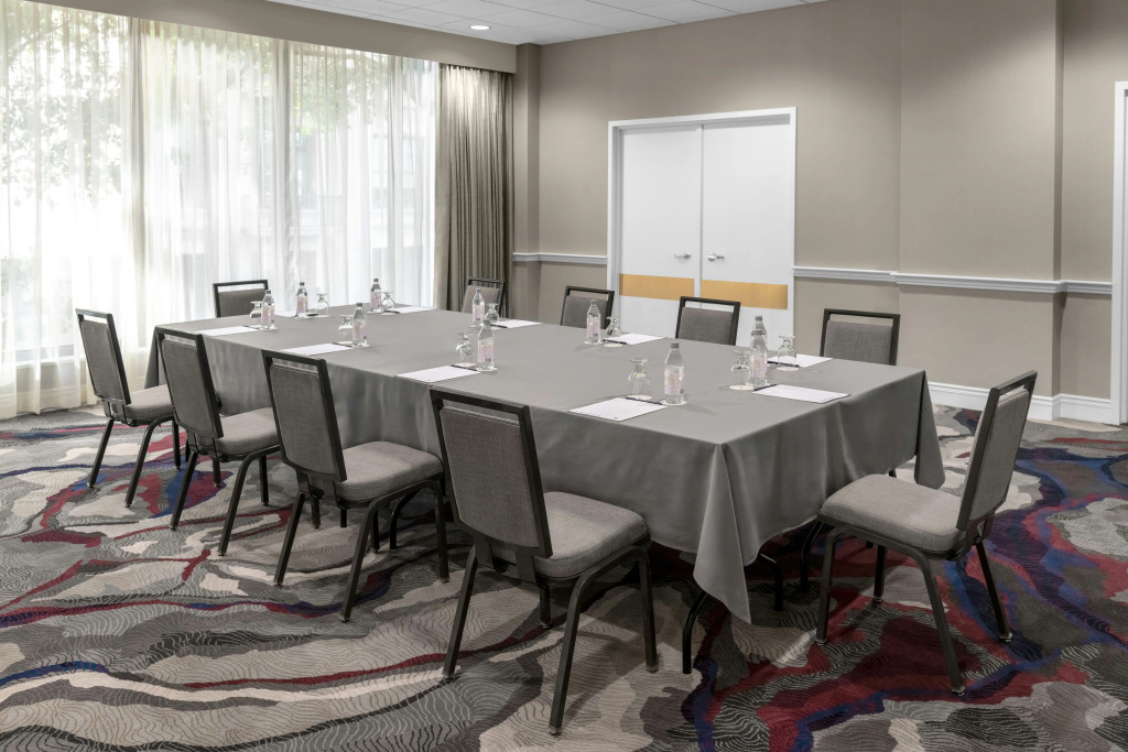 DoubleTree by Hilton New Orleans