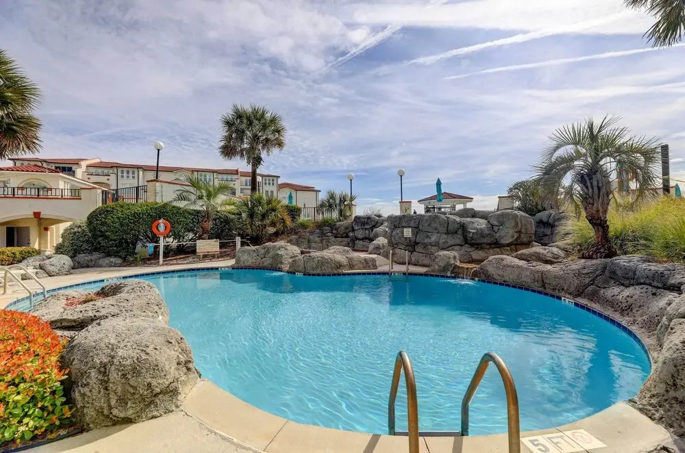 Villa Capriani Condo w/ Direct Beach Access