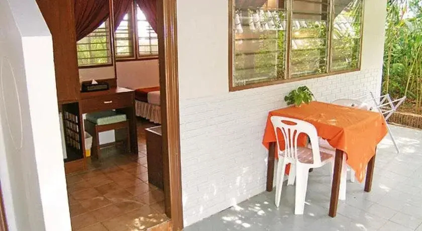 Phuket Golden Sand Inn - SHA Extra Plus