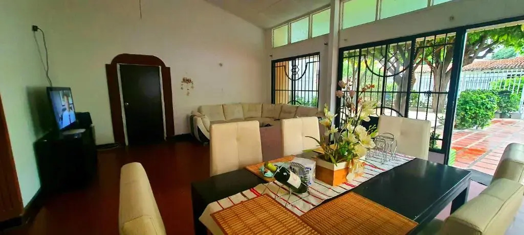 casa hostal chios 2