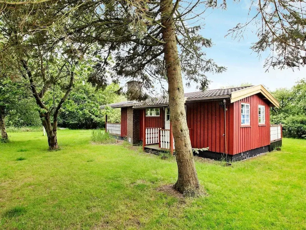 Eclectic Holiday Home in Dannemare With Barbecue