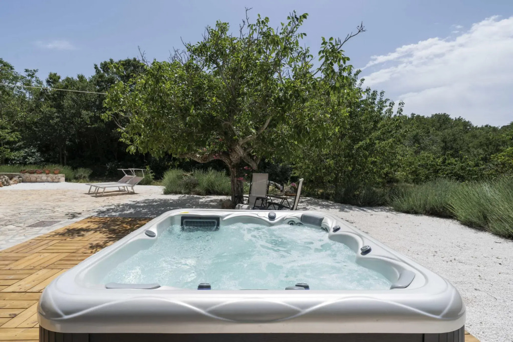 Trullo Fragno by Wonderful Italy