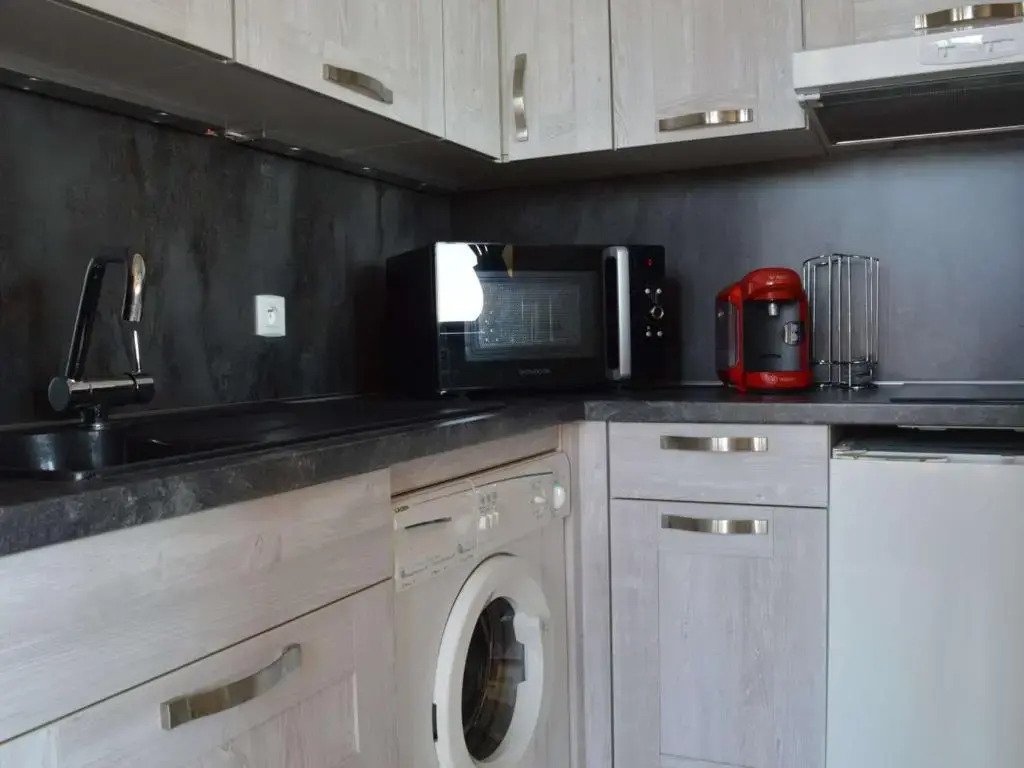 Appartement Saint-Cyprien, 2 pièces, 5 personnes - FR-1-225D-10