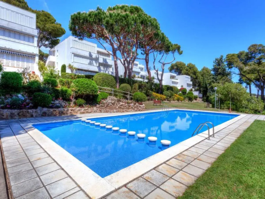 Apartment Cap Roig Masserberg