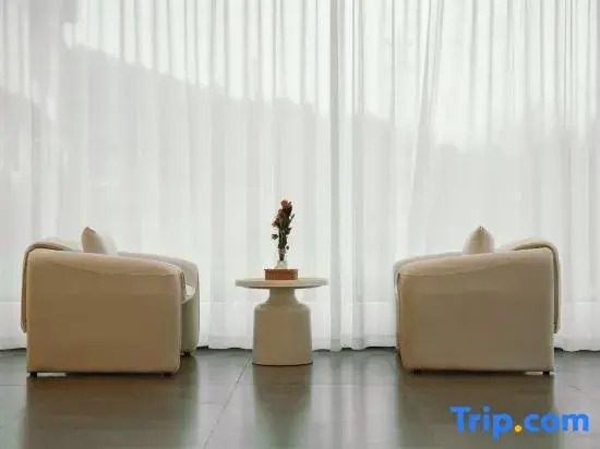 Tingshan Jiaoxia · Homestay: A Designer Riverside Mountain-View Retrea