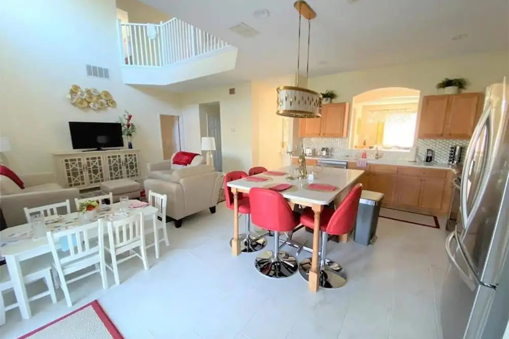2712 Emerald Island