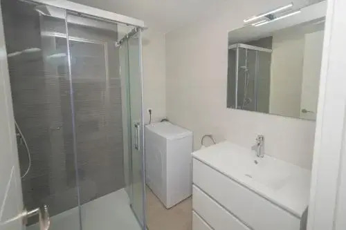 36 Avenida Juan Carlos I