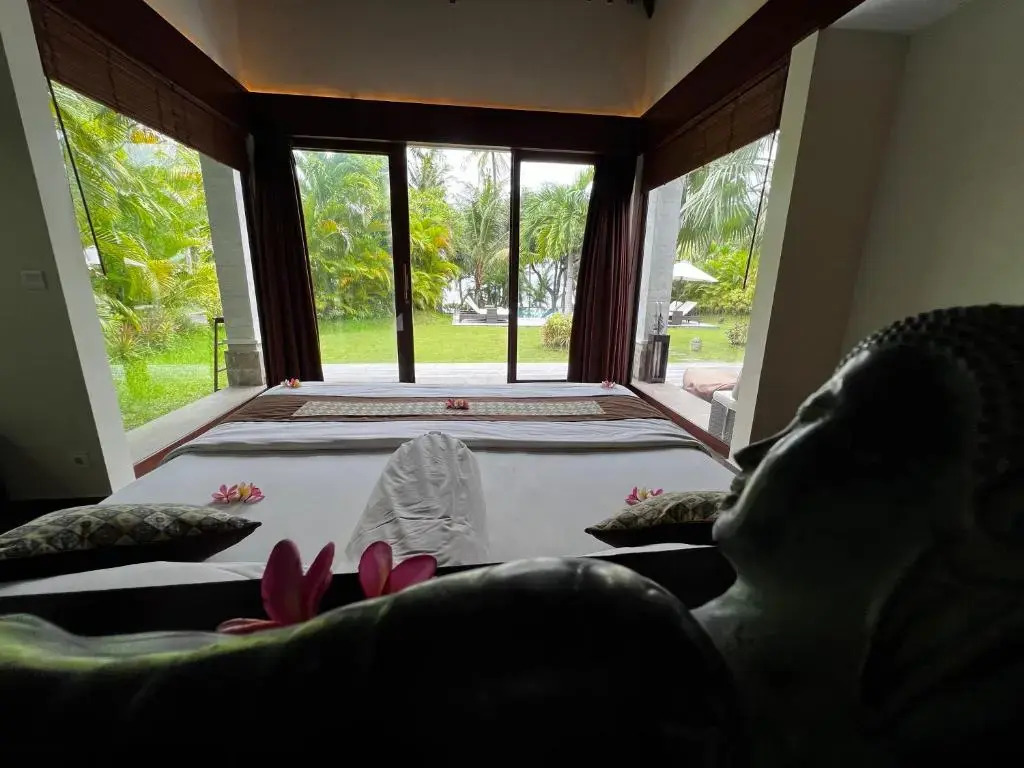 Relax Bali Resort, Diving & SPA, ocean front