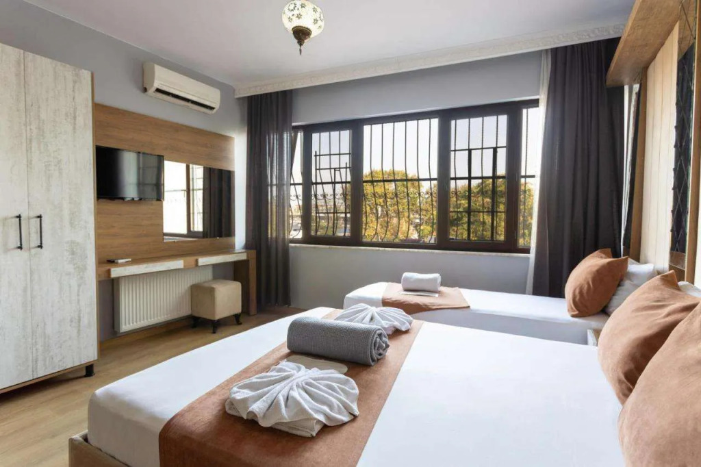The Lumina Hotel
