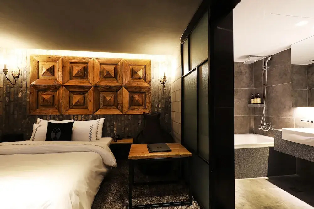 MARI boutique hotel